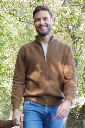 Cardigan zip